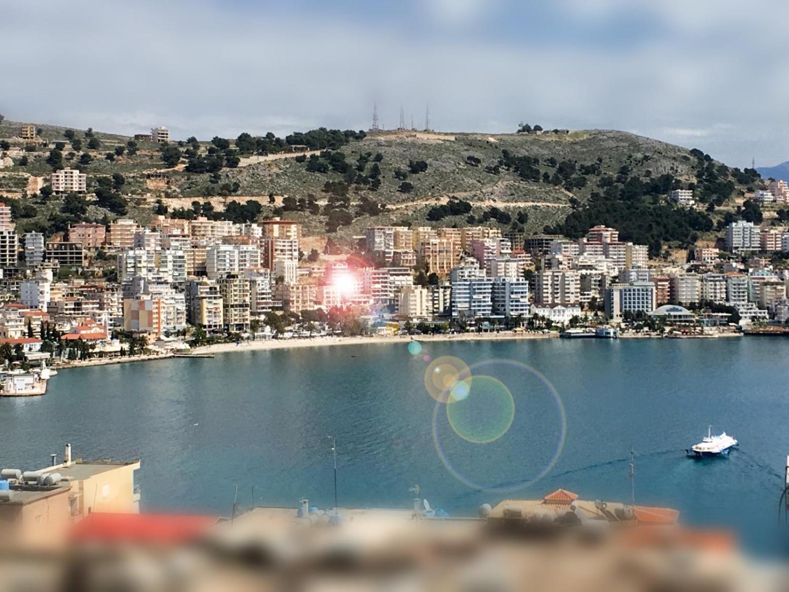 Luxury Holiday In Royal Apartment For King And Queen Saranda Kültér fotó